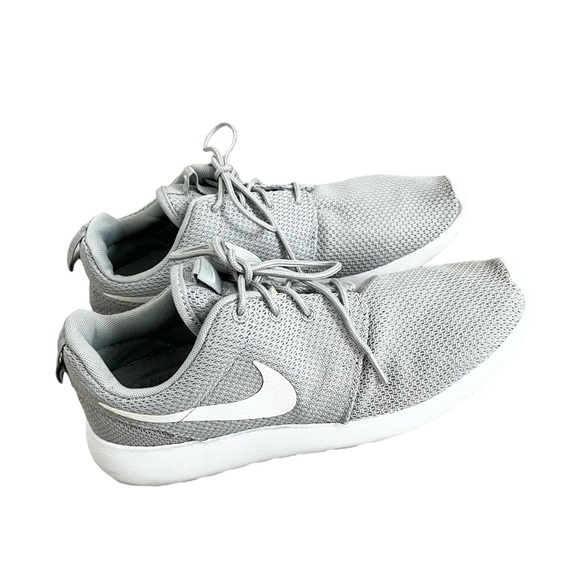 Nike Roche - Picture 2 of 7